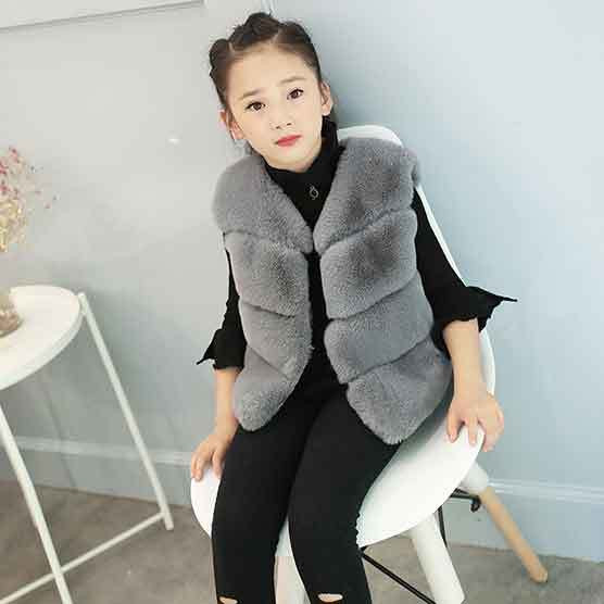 Gyermek bolyhos mellény több színben