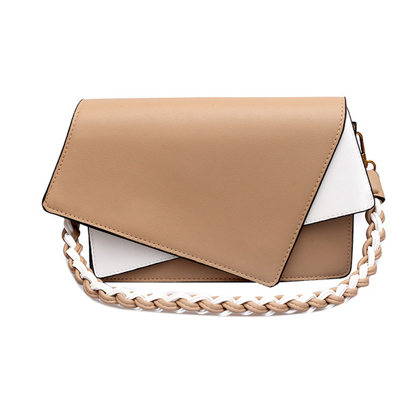 O geantă mică din piele cu mâner lung și scurt