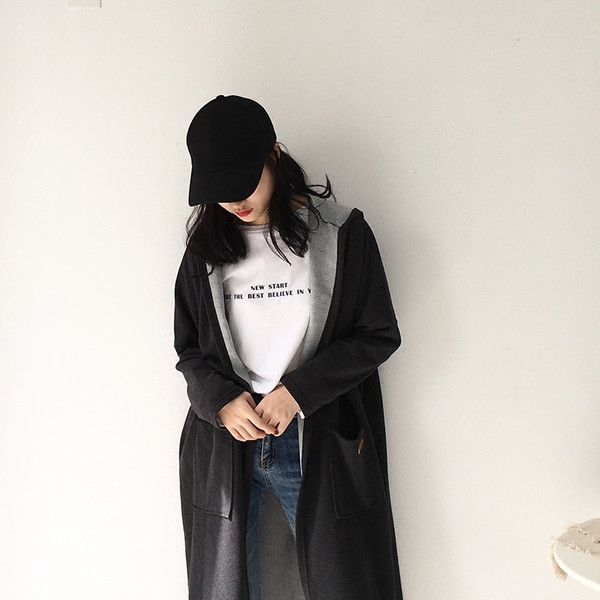 Palton lung de dama modern in doua culori cu gluga