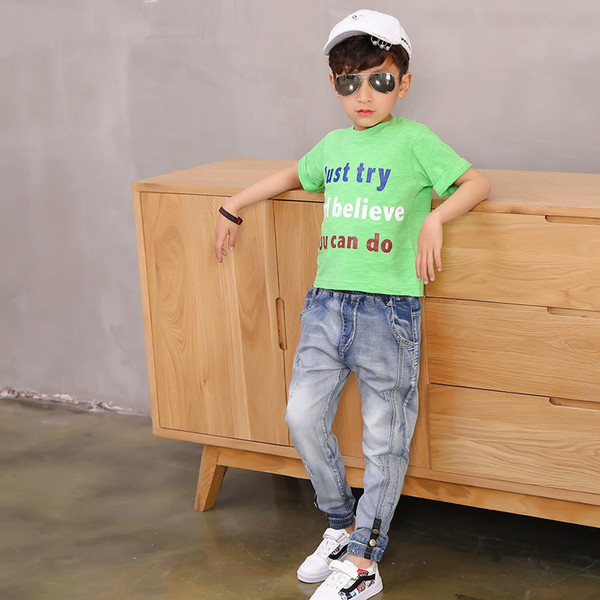 Blugi de copii eleganti pentru un baiat in mai multe modele