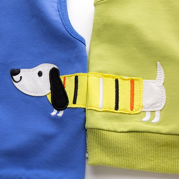 Παιδικό γιλέκο σε διάφορα χρώματα κατάλληλο για κορίτσια και αγόρια