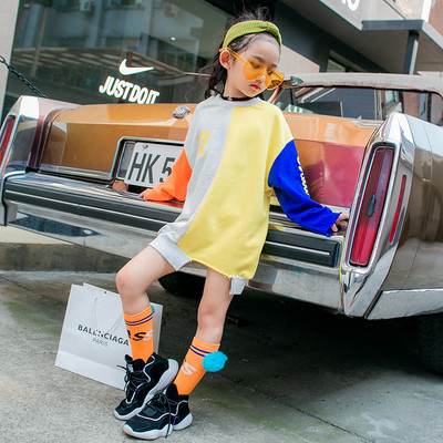 Sport-alkalmi gyerek blúz lányoknak széles modell