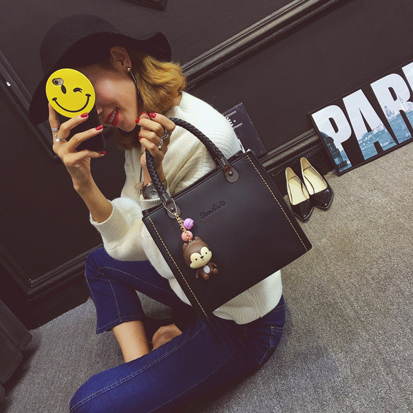 Geanta eleganta in mai multe culori