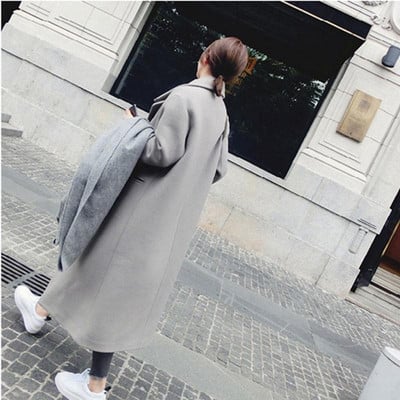 Κομψό γυναικείο παλτό σε διαφορετικά χρώματα