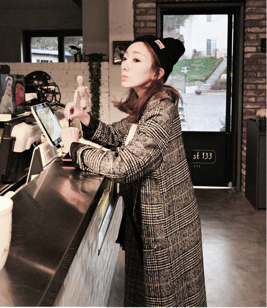 Модерно дамско зимно дълго палто 