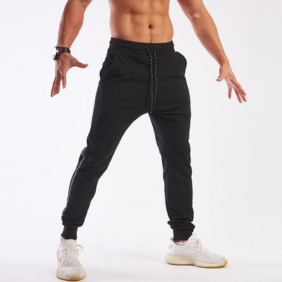 Мъжки изчистен анцуг в два цвята