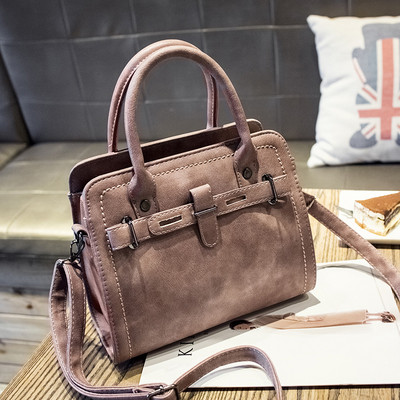 Női táska több színben