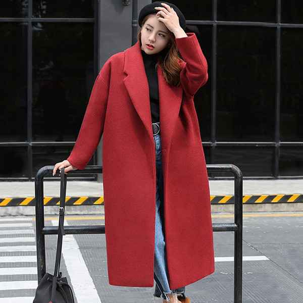 Модерно дамско дълго палто в червен цвят