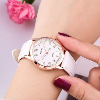 Ceas de dama potrivit pentru utilizarea de zi cu zi in mai multe culori