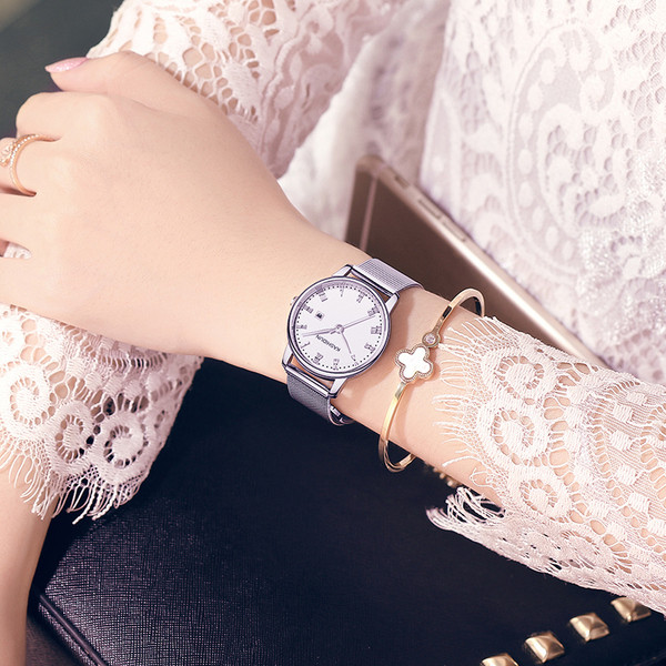 Elegáns női karóra többféle modellben és színben