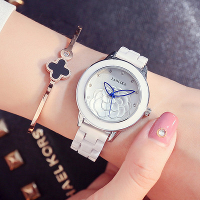 Ceas de dama cu curea de cauciuc in mai multe modele