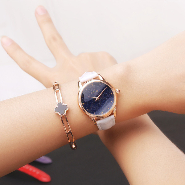 Modern női karóra eko bőrből