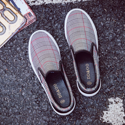 Kockás női mokaszinok két színben