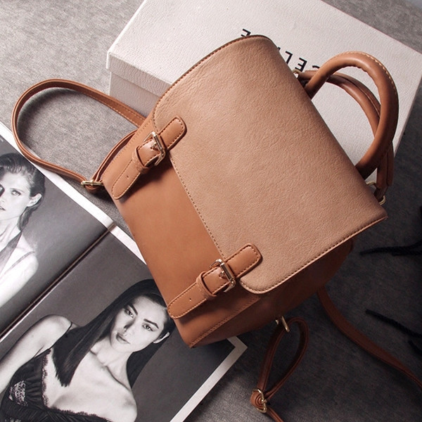 Kis női bőr hátizsák fekete és barna színben