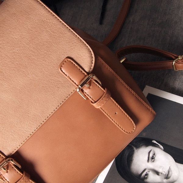 Kis női bőr hátizsák fekete és barna színben