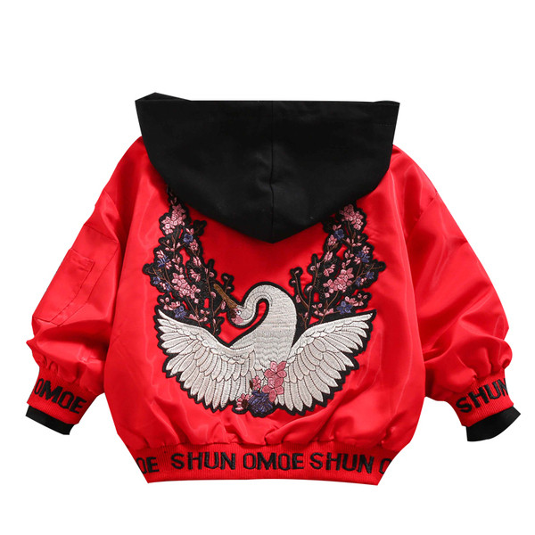 Модерно детско яке за момичета с качулка и  цветна бродерия на гърба 