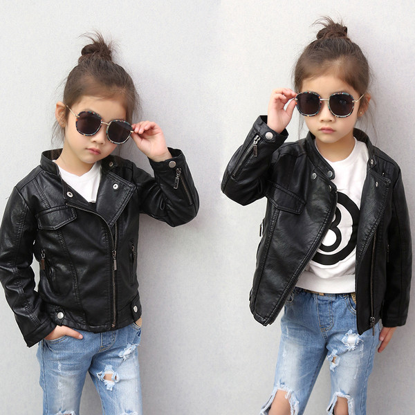 Κομψό παιδικό μποφάν για κορίτσια από οικολογικό δέρμα σε μαύρο χρώμα