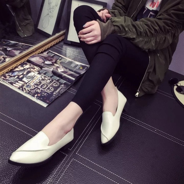 Öko bőrből készült alkalmi női mokaszinok több színben