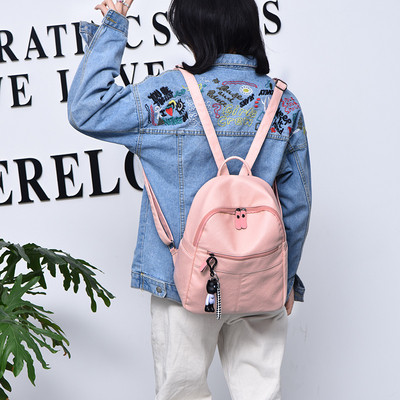 Дамска кожена раница с аксесоар в няколко цвята