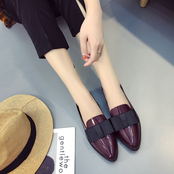 Mocasini de dama model ascutit din piele lacuita cu panglica in doua culori