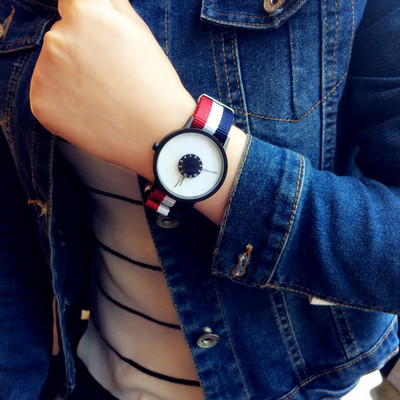 Ceas modern pentru barbati cu curea colorata in mai multe culori