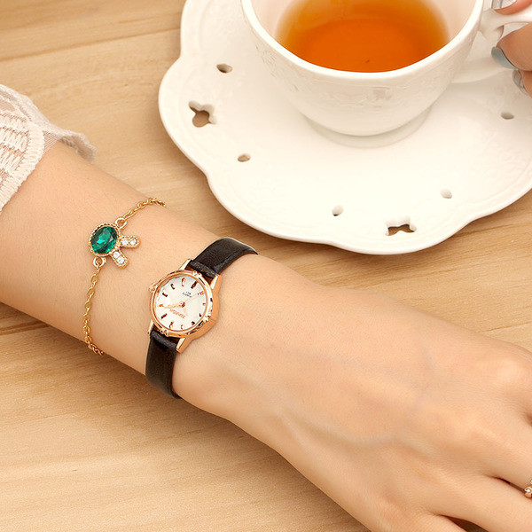 Ceas de dama cu curea subtire in patru culori