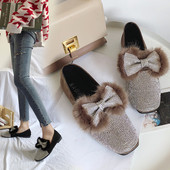 Női mokaszin díszkövekkel és pehelyszalaggal, három színben