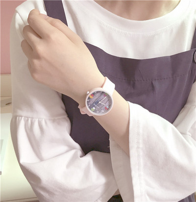 Дамски часовник с гумена каишка в няколко модела и цвята