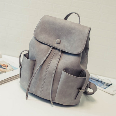 Дамска кожена раница с външни джобове в няколко цвята