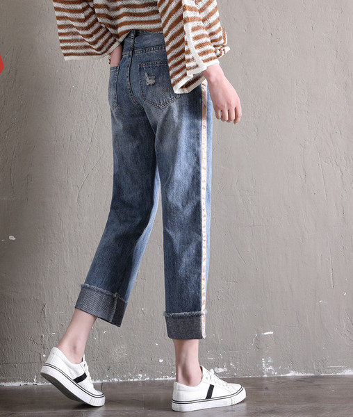 Blugi lungi de dama de culoare deschisa potriviti pentru utilizarea de zi cu zi