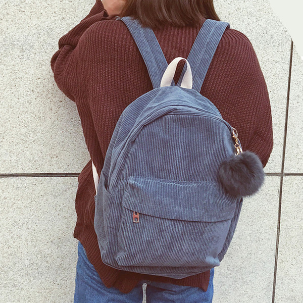 Rucsac de dama cu accesoriu de puf in mai multe culori