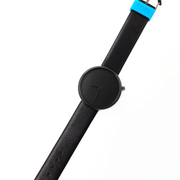 Ceas de dama realizat din curea de cauciuc in trei culori