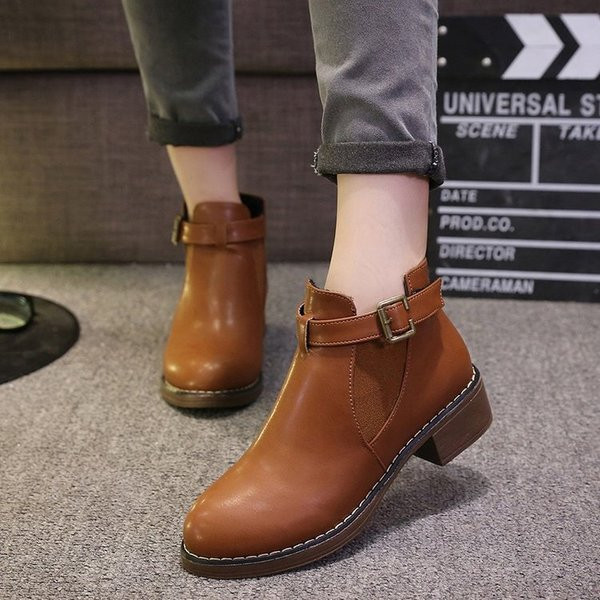 Ghete de dama moderne cu toc gros in trei culori