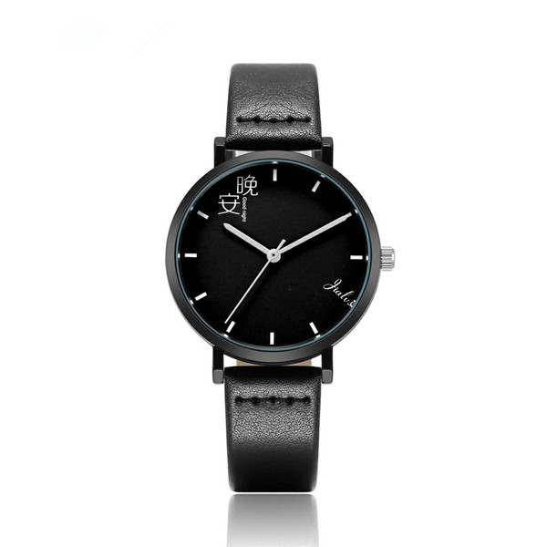 Modern női karóra három színben, mindennapi használatra