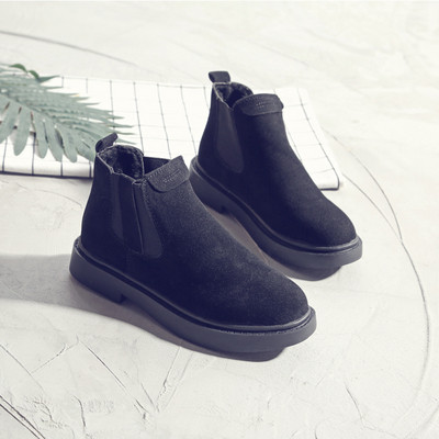 Μοντέρνες γυναικείες μπότες σουέτ σε τρία χρώματα