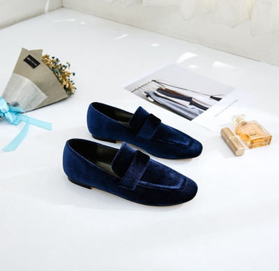 Стилни дамски мокасини от кадифе в три цвята