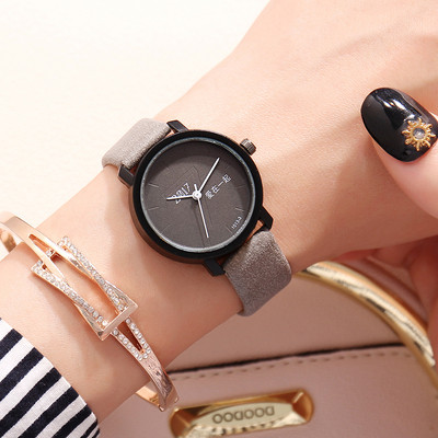 Актуален дамски часовник в няколко цвята