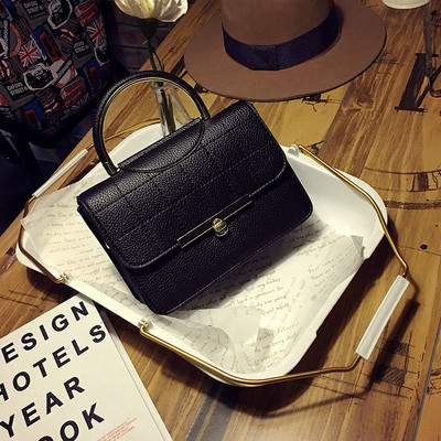 Elegáns női táska hosszú és rövid fülekkel, többféle színben