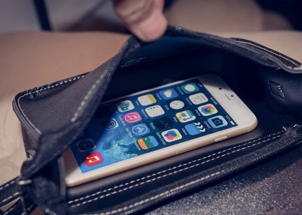 Női táska hosszú bőr fogantyúval