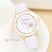 Virágos motívumú női karóra több színben