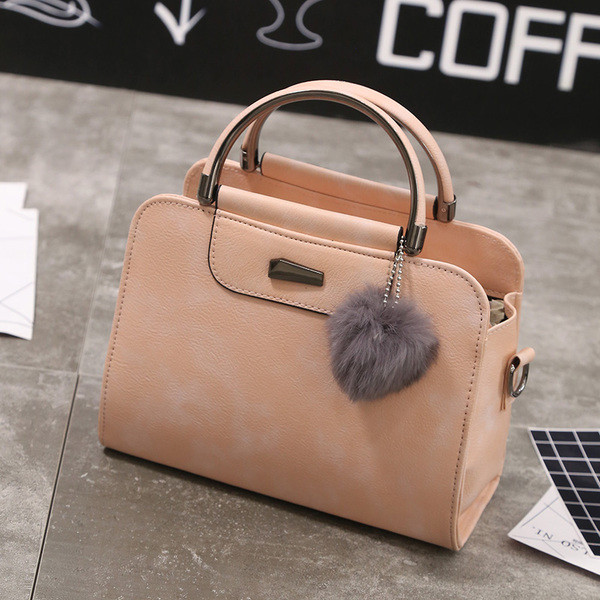 Stílusos kézitáska pehely kiegészítővel több színben