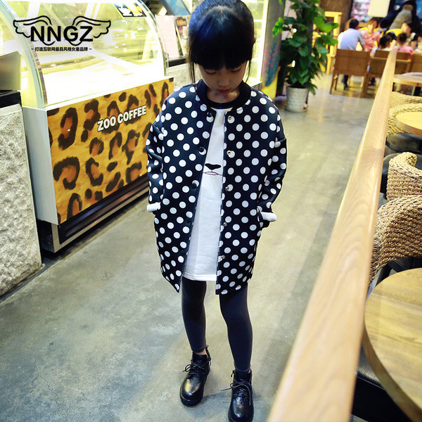 Μοντέρνο παιδικό μπουφάν για το  φθινόπωρο