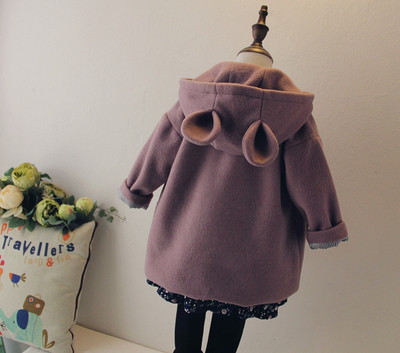 Χειμερινό παιδικό παλτό με τρισδιάστατο στοιχείο σε δύο χρώματα