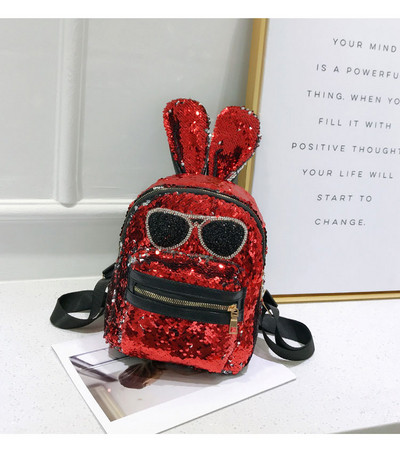 Дамска раница с пайети и 3D елемент