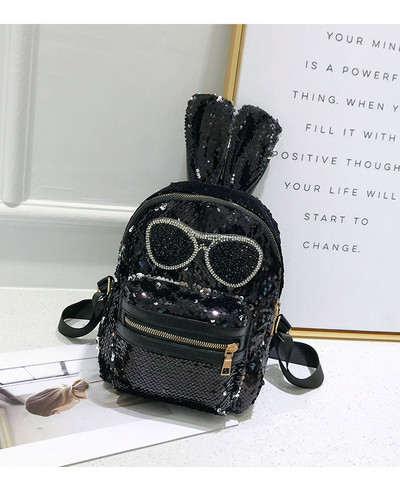 Дамска раница с пайети и 3D елемент