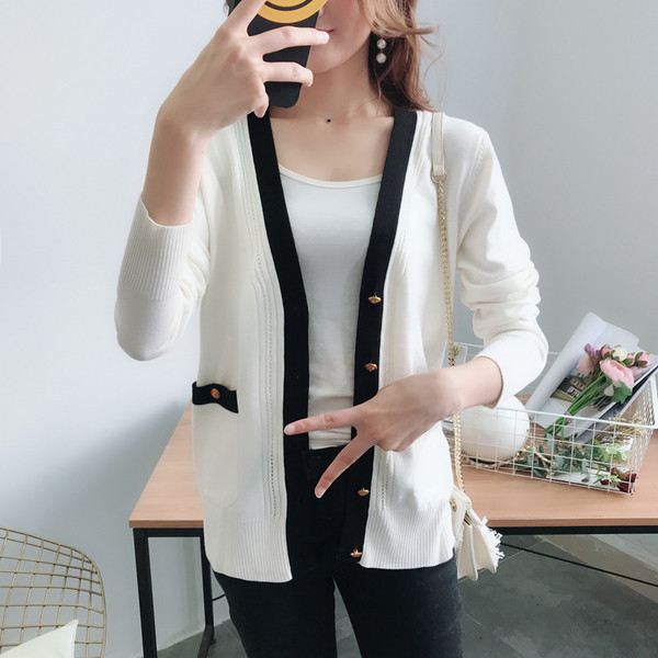 Дамска изчистена жилетка в няколко цвята подходяща за ежедневие