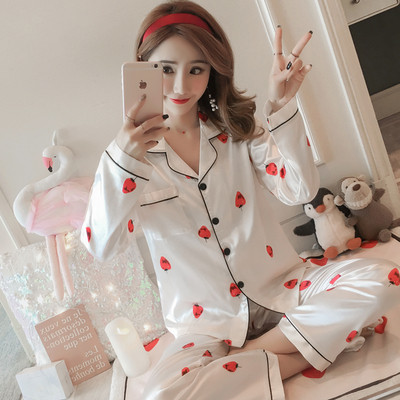 Дамска пижама от две части в различни модели