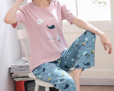 Дамска пижама в няколко цвята с надпис и щампа