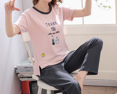 Дамска пижама в няколко цвята с надпис и щампа