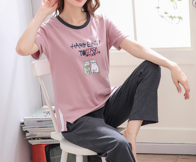 Дамска пижама в няколко цвята с надпис и щампа